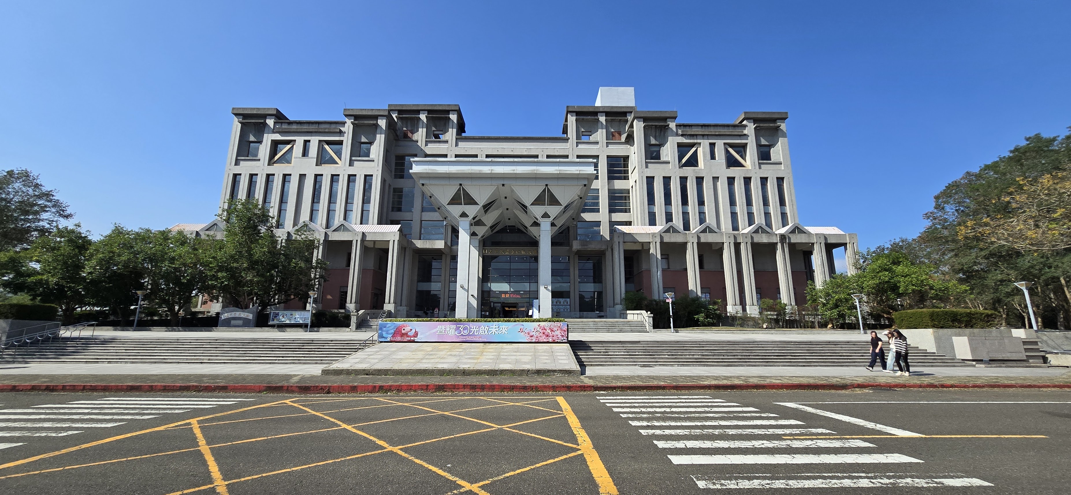 115 特殊選材：暨南資工